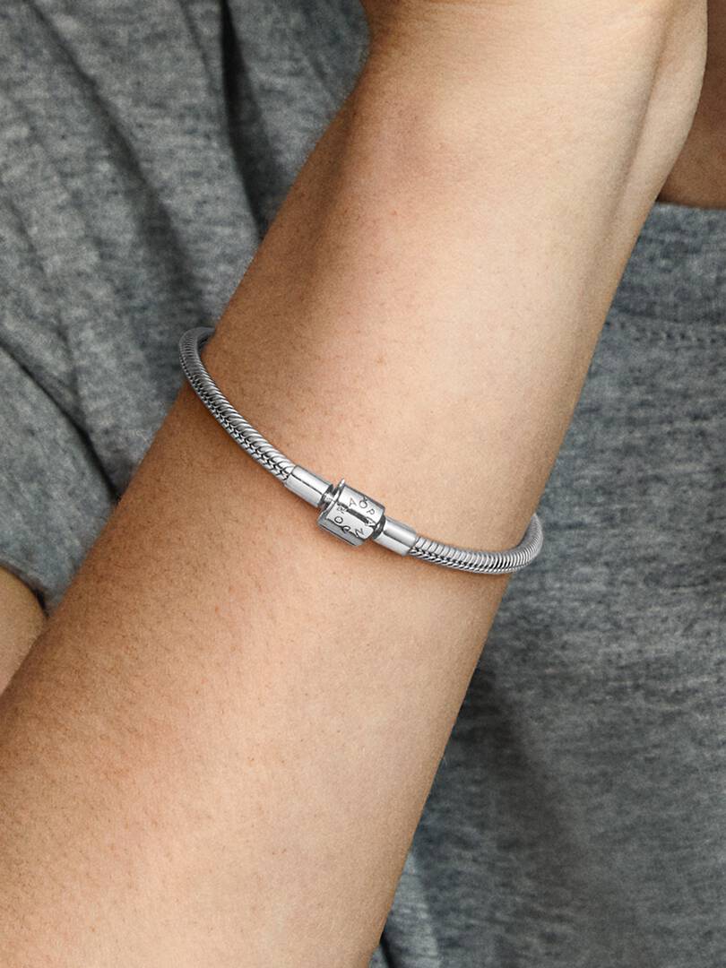 Pandora Moments Snake Chain Armband met Cilindersluiting 594596C00-21