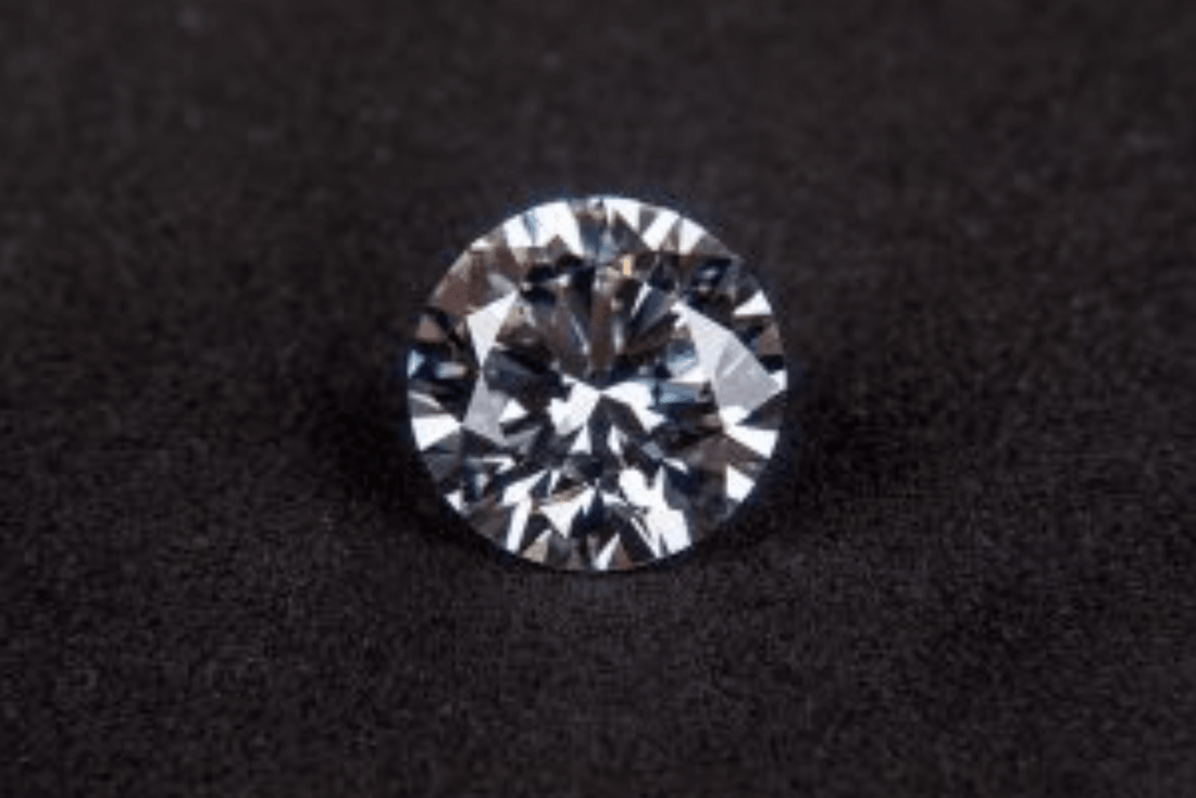 Diamant, zirkonia en briljant, het verschil. Hoe zit het nou? - Juwelier van Dam