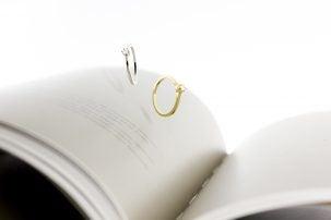 Van plan een aanzoek te doen? Laat van Dam je helpen! - Juwelier van Dam