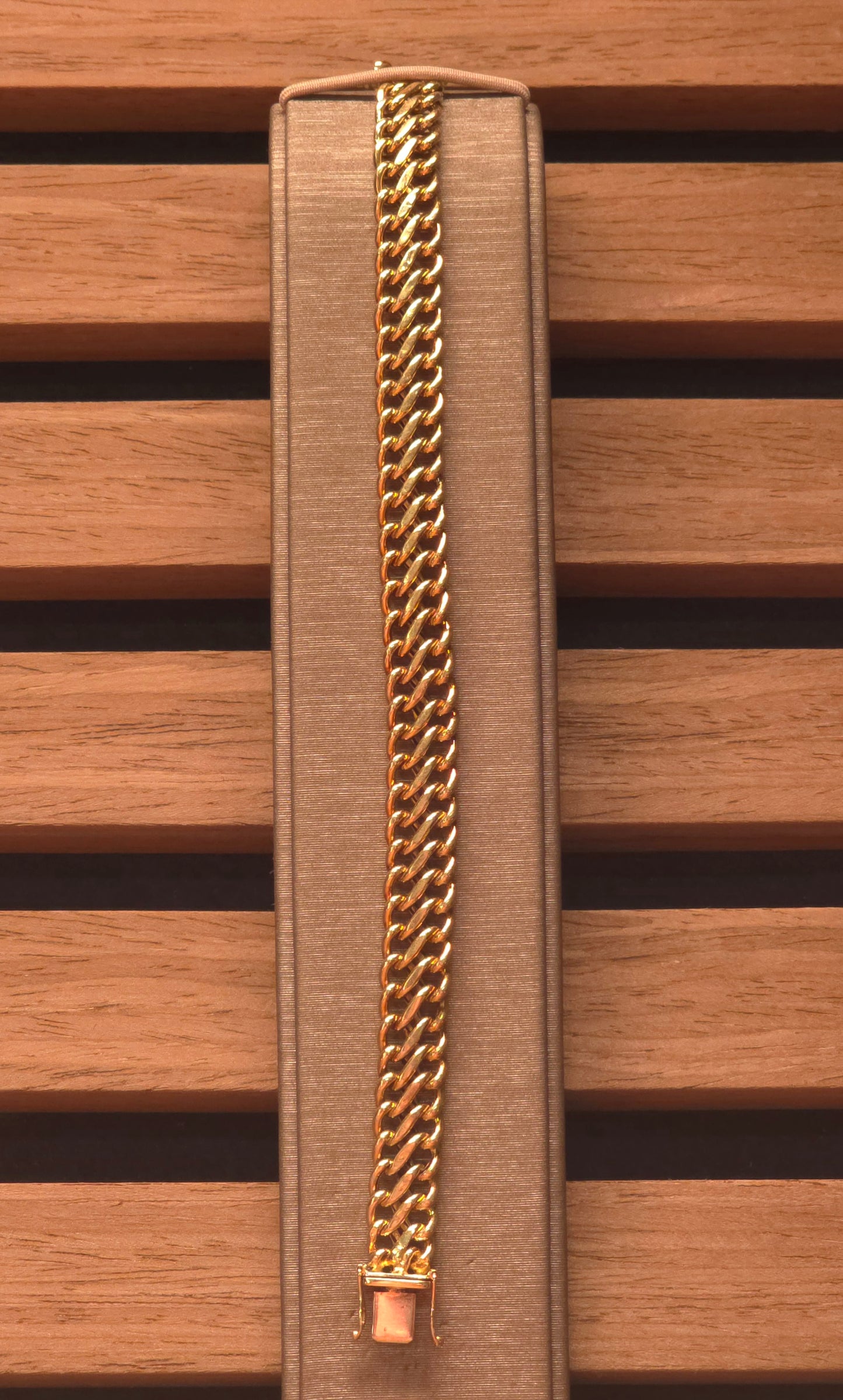 VDV035 Gouden Armband