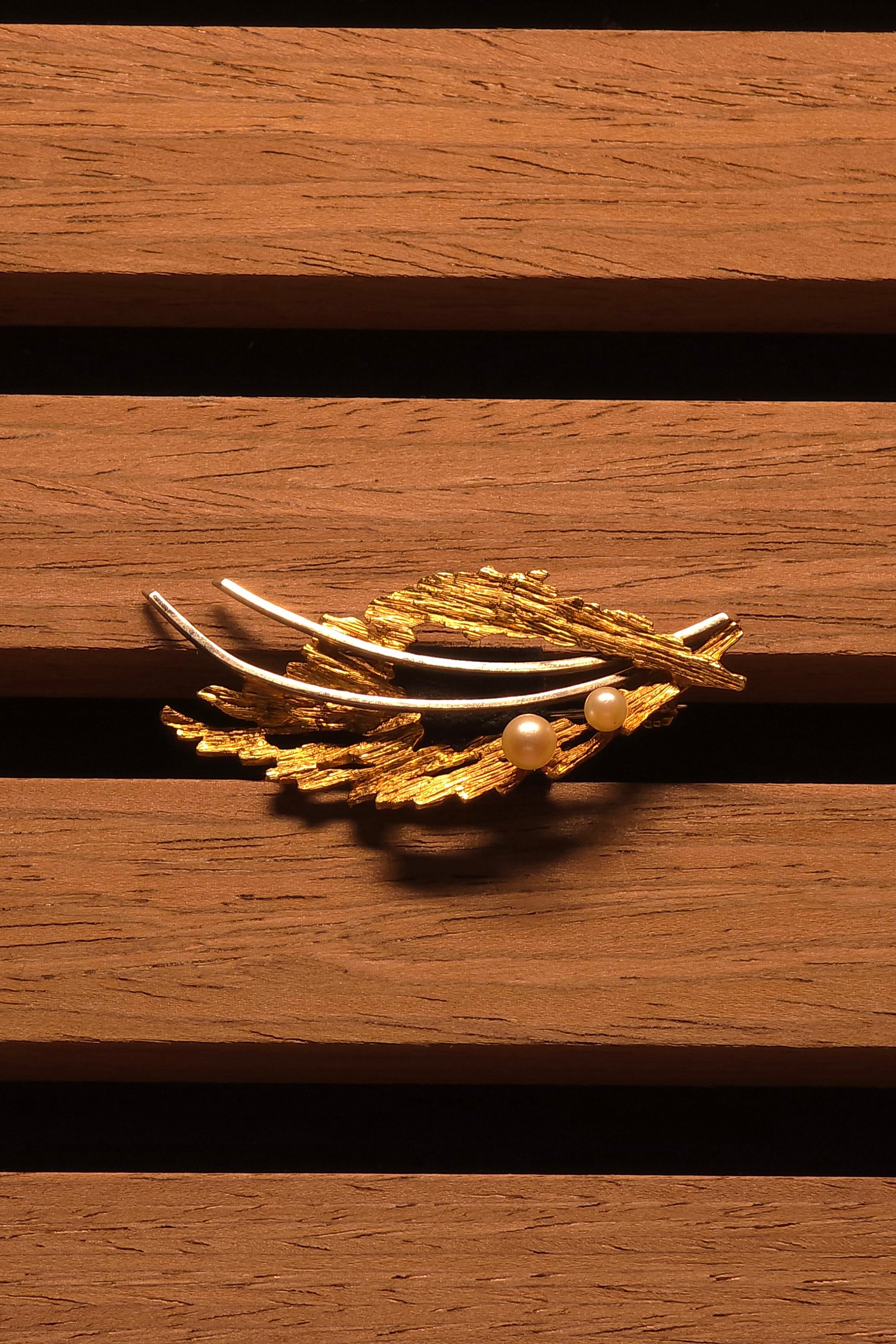 VDB002 Gouden Broche