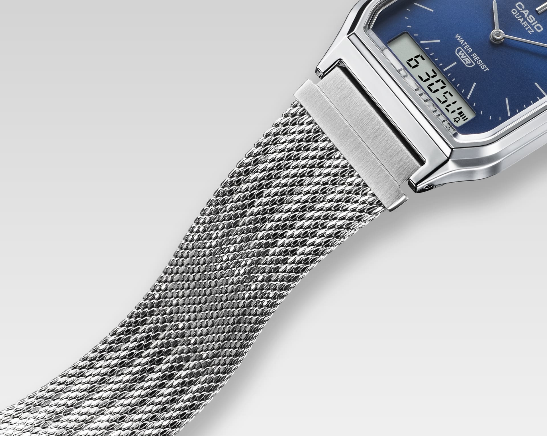 Casio Vintage AQ-230EM-2AEF