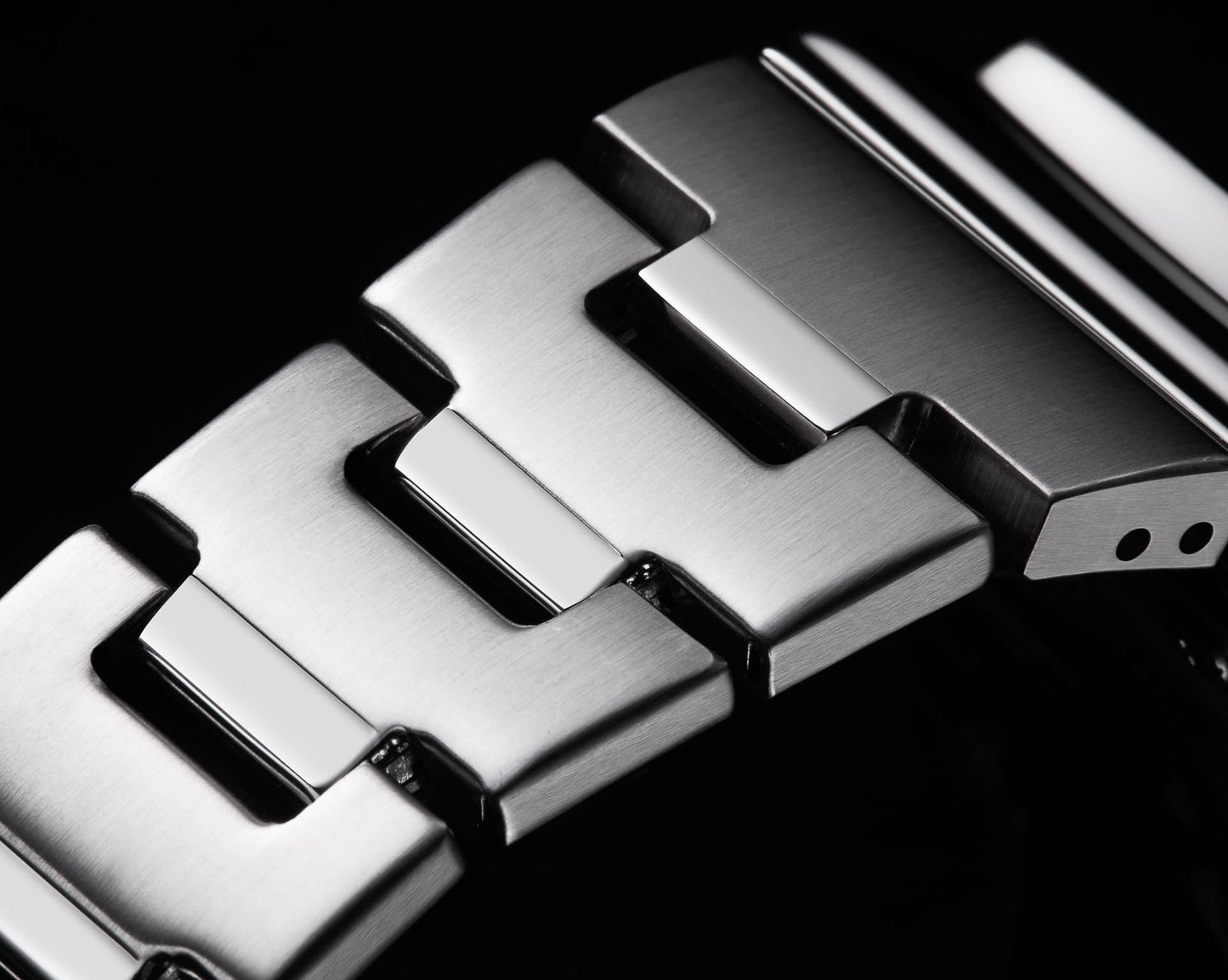 Casio G-Shock GM-2110D-8AER