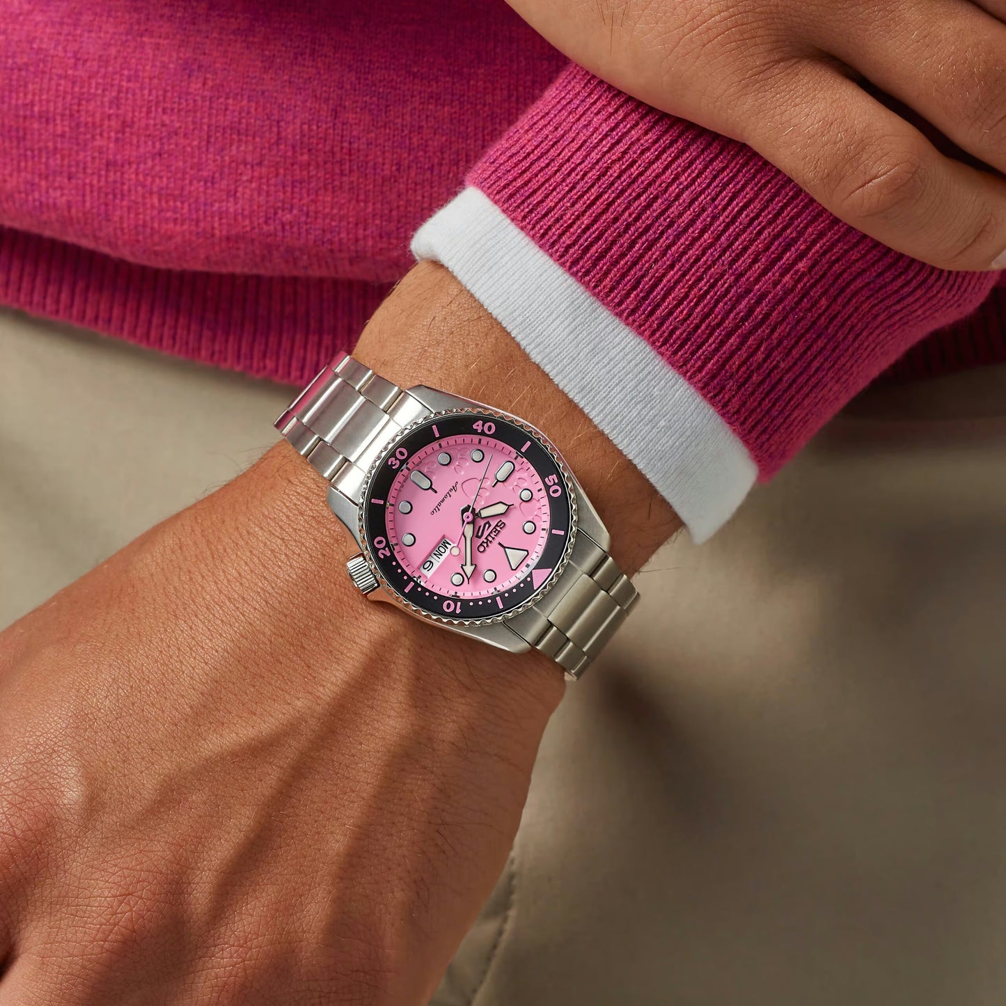 Seiko 5 Sports x Pink Panther SRPM07K1