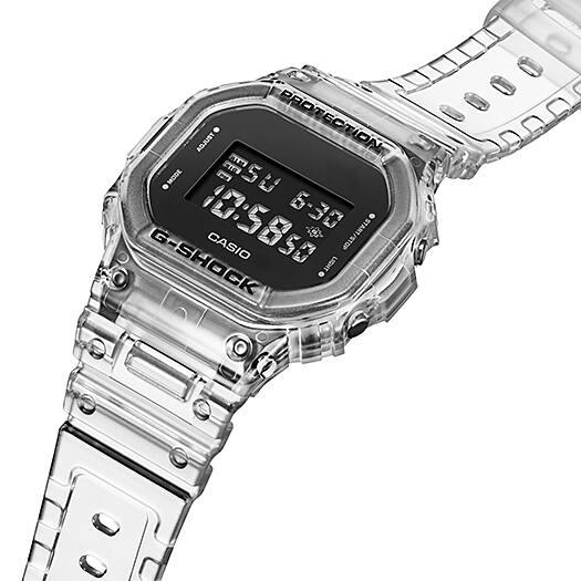 Casio G - Shock DW - 5600SKE - 7ER
