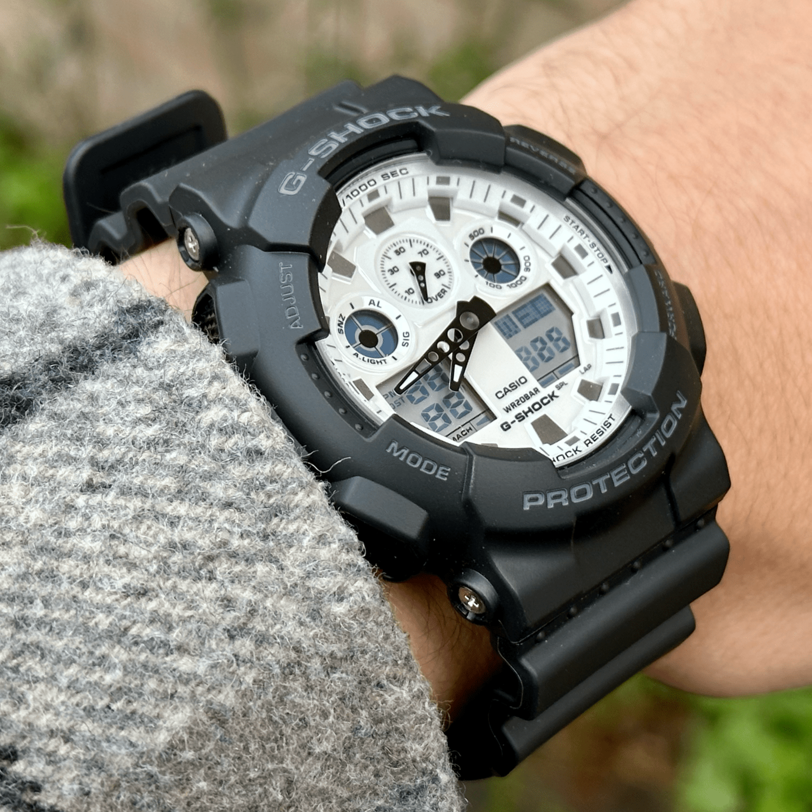 Casio G - Shock GA - 100WD - 1AER
