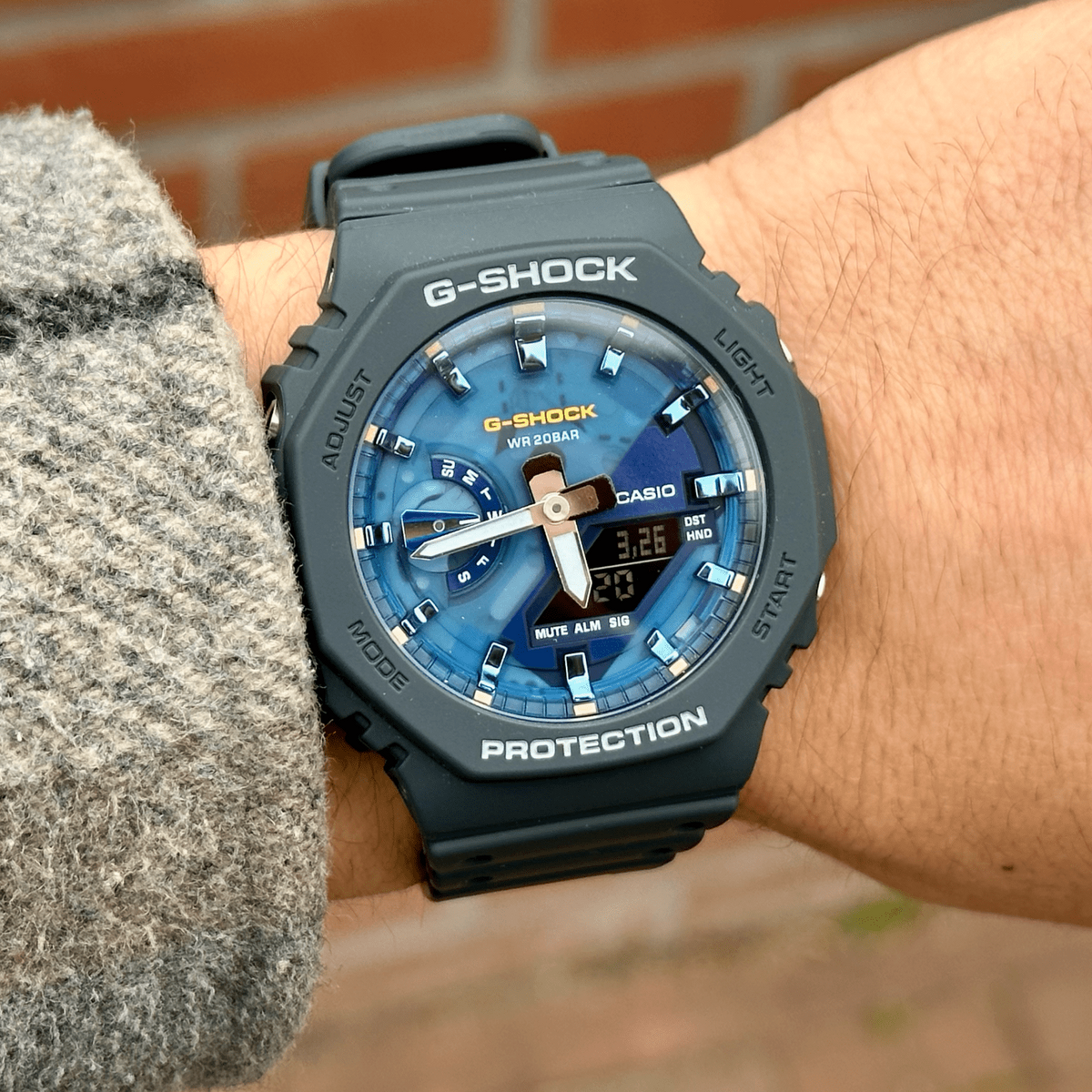 Casio G - Shock GA - 2100AS - 2AER