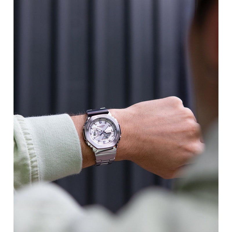 Casio G - Shock GM - 2110D - 7AER