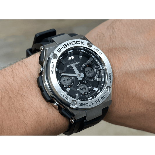 Casio G - Shock GST - W110 - 1AER