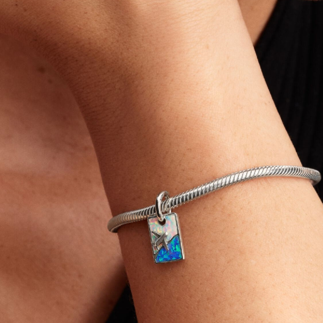 Pandora Bedel Vliegtuig Reizen 793913C01 - Juwelier van Dam