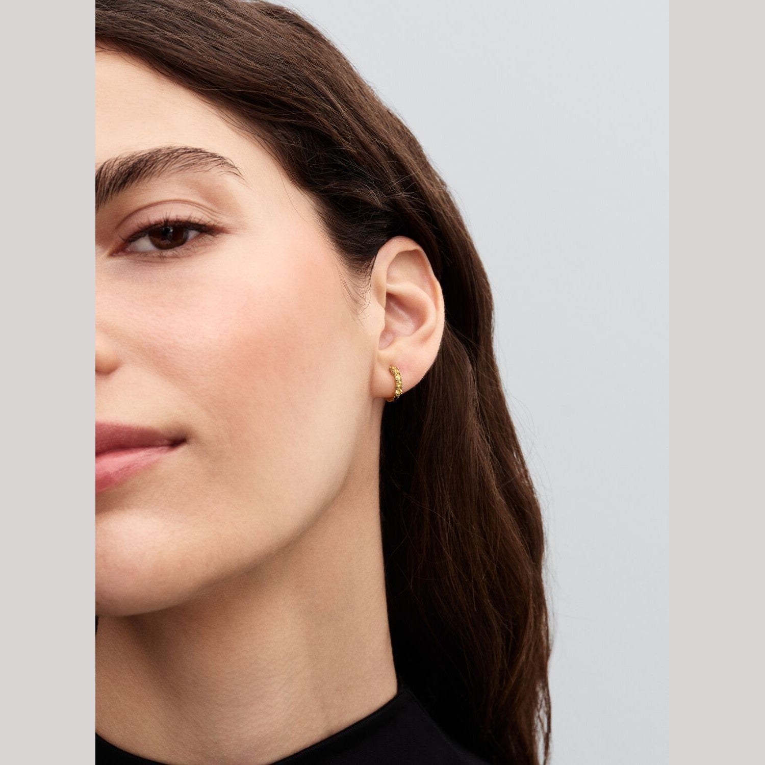 Pandora Gele Huggies Oorringen 263849C01 - Juwelier van Dam