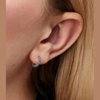 Pandora Lichtblauwe Huggies Oorringen 293849C01 - Juwelier van Dam