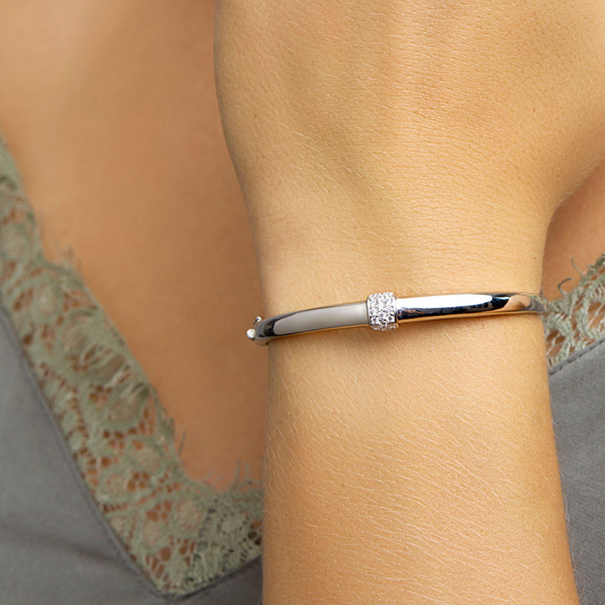 vDam Bangle Scharnier Zirkonia 7,5 X 60 Mm Zilver Gerhodineerd 1332095