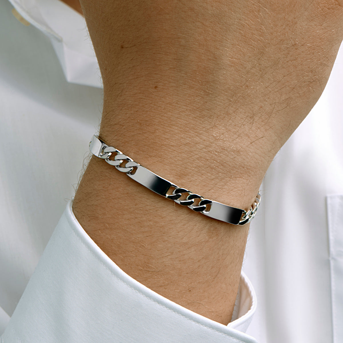 vDam Graveerarmband Gourmette 6-zijdes Geslepen Plaat 7,0 Mm Zilver Gerhodineerd 1332226  20cm